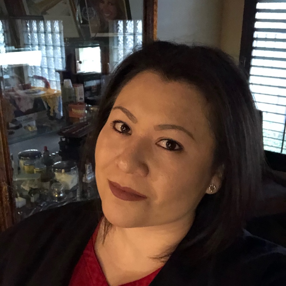 Meet your Posher, Ana